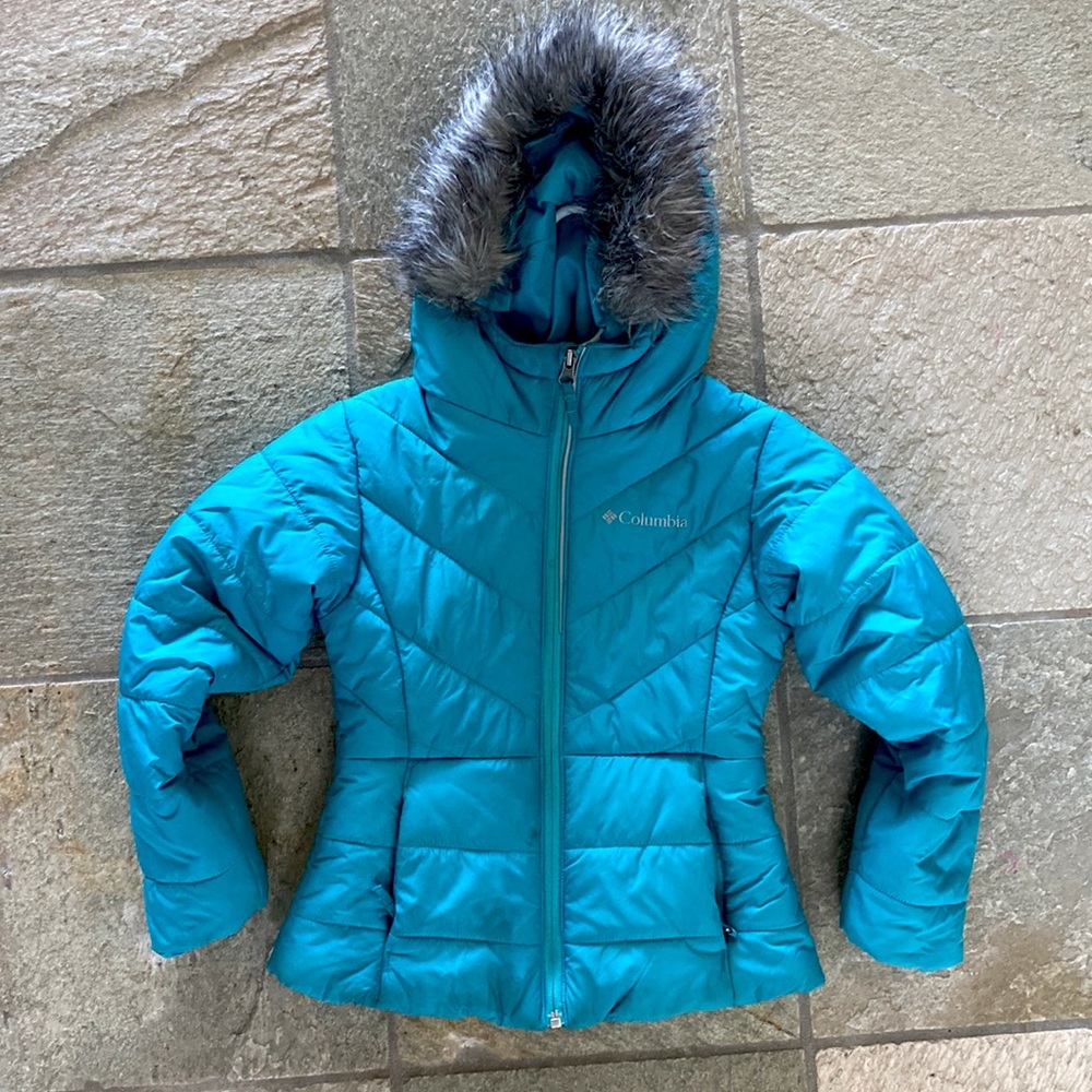 Columbia Hooded puffer girls jacket